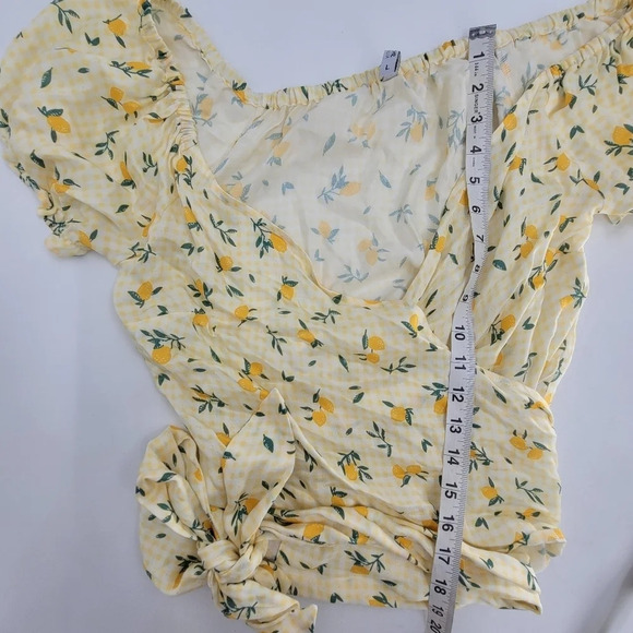 BOUND BY BOND-EYE Wild & Free Wrap Bikini Top lemons size large - Picture 10 of 10